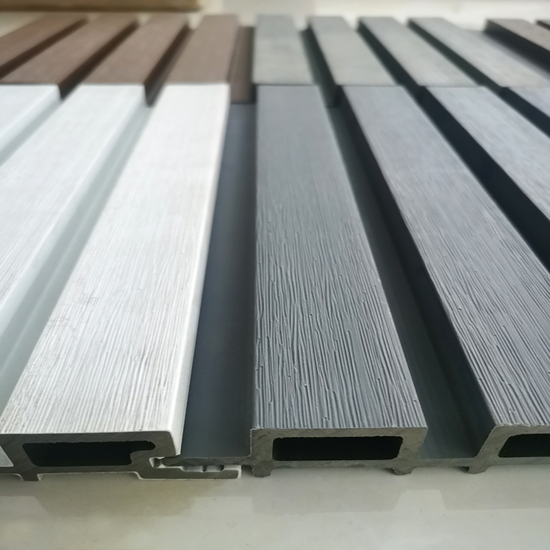 Rivestimento esterno in WPC coestruso impermeabile