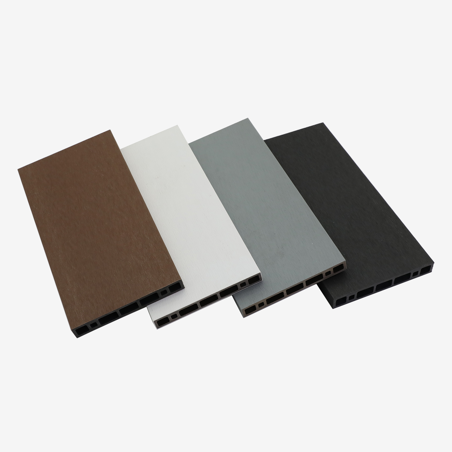 Qual è il materiale di recinzione WPC più duraturo?