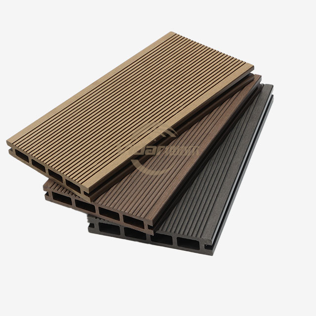 Come installare i passaggi del decking WPC
