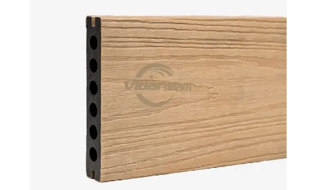 La durabilità e i vantaggi della pavimentazione in WPC negli spazi residenziali e commerciali